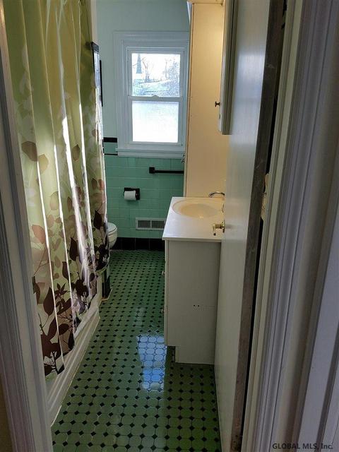 1344 Sumner Ave, Schenectady, NY 12309 photo 12
