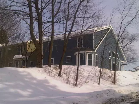 2101 Lenox Rd, Schenectady, NY 12308 photo 3