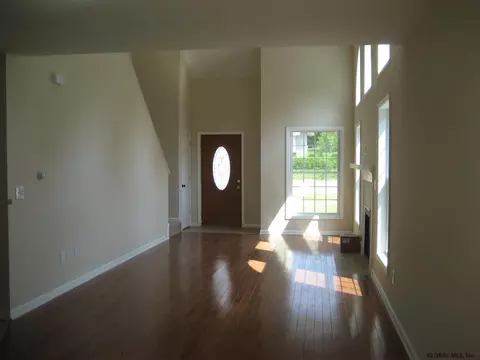 2101 Lenox Rd, Schenectady, NY 12308 photo 5