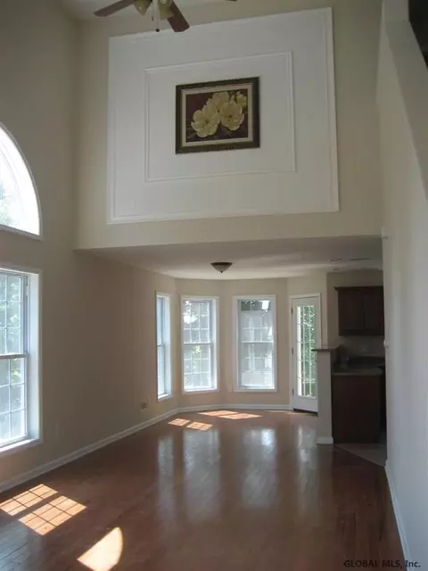 2101 Lenox Rd, Schenectady, NY 12308 photo 4