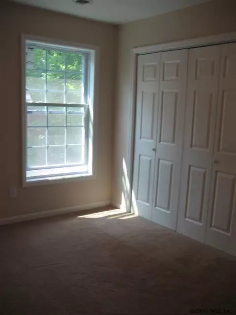 2101 Lenox Rd, Schenectady, NY 12308 photo 13