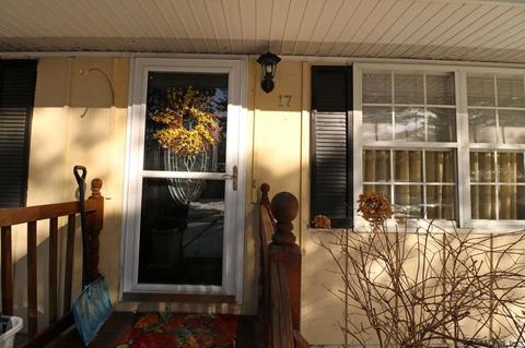 17 Oriole Ct, Saratoga Springs, NY 12866 photo 3