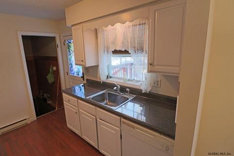 17 Oriole Ct, Saratoga Springs, NY 12866 photo 7