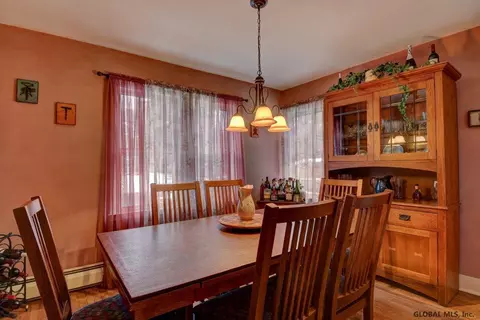 18 Pine St, Delmar, NY 12054 photo 6