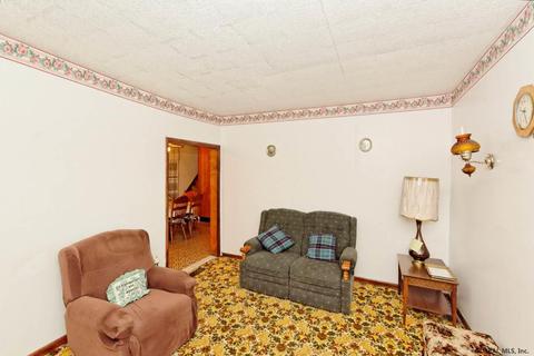 818 Beaver St, Schenectady, NY 12308 photo 10