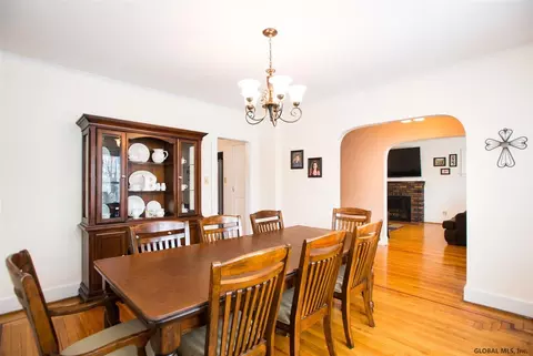 1166 Phoenix Ave, Schenectady, NY 12308 photo 8