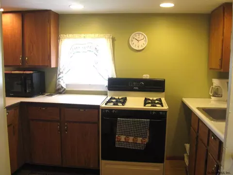 514 Sullivan Way, Cambridge, NY 12816 photo 6