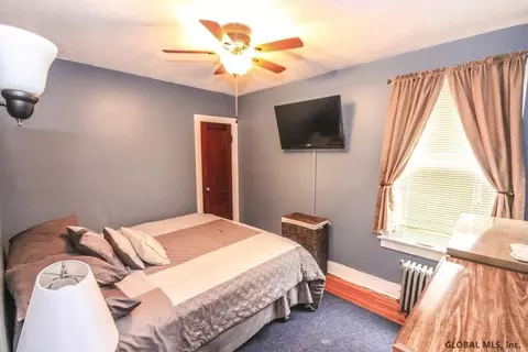1306 Richard St, Schenectady, NY 12303 photo 17