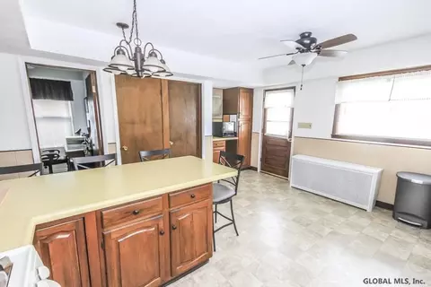 1306 Richard St, Schenectady, NY 12303 photo 7