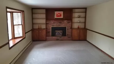 3536 E Lydius St, Schenectady, NY 12303 photo 11