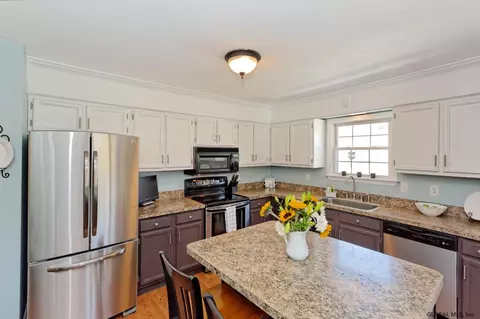 4 Ho Hum Ln, Saratoga Springs, NY 12866 photo 15