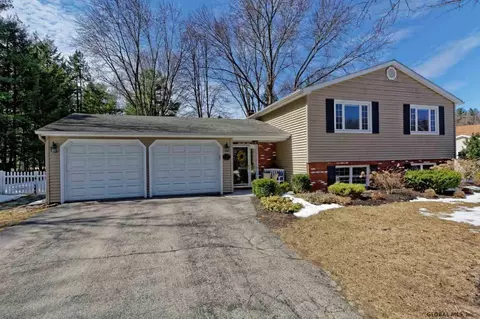 4 Ho Hum Ln, Saratoga Springs, NY 12866 photo 1