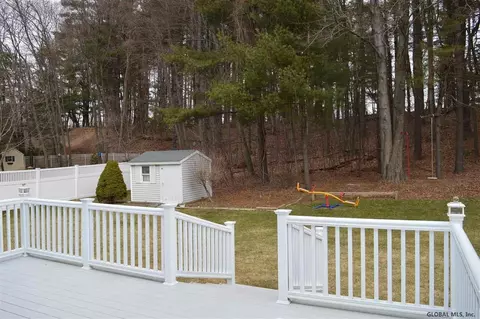 23 Mosall Dr, Slingerlands, NY 12159 photo 24