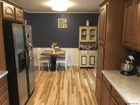 42 Werner Rd, Halfmoon, NY 12065 photo 8