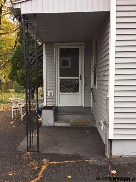 2426 Albany St, Schenectady, NY 12304 photo 4