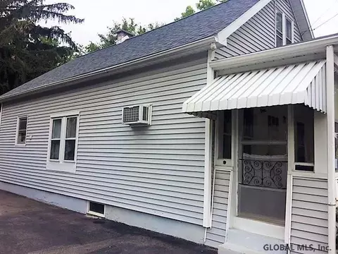 2426 Albany St, Schenectady, NY 12304 photo 5