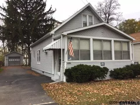 2426 Albany St, Schenectady, NY 12304 photo 1