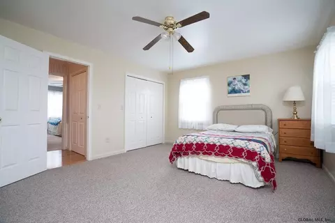 5 Wembly Ct, Delmar, NY 12054 photo 21