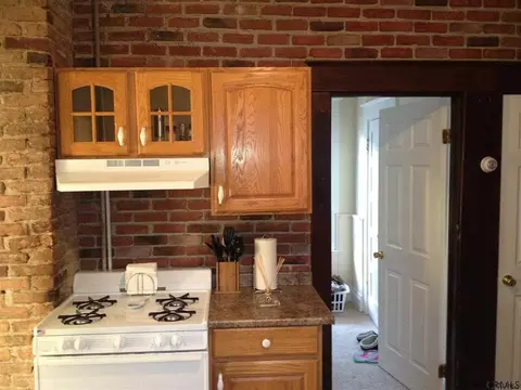 5 Monroe St, Schenectady, NY 12305 photo 4