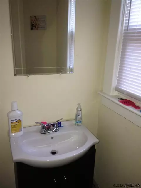 5 Monroe St, Schenectady, NY 12305 photo 13