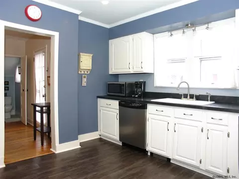 58 Hudson Ave, Delmar, NY 12054 photo 4