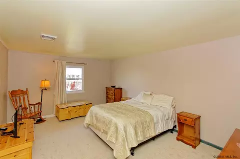 17 Olympian Dr, Slingerlands, NY 12159 photo 16