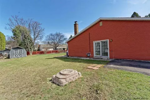 17 Olympian Dr, Slingerlands, NY 12159 photo 25