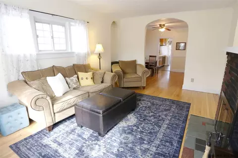 219 Eastholm Rd, Schenectady, NY 12304 photo 6