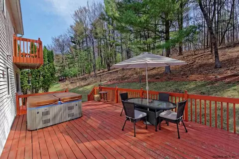 264 Schodack Dr, Schodack, NY 12033 photo 24