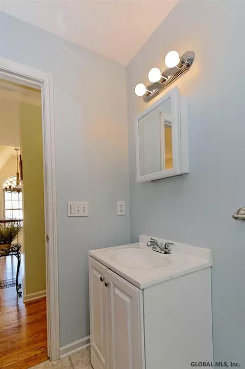 264 Schodack Dr, Schodack, NY 12033 photo 20