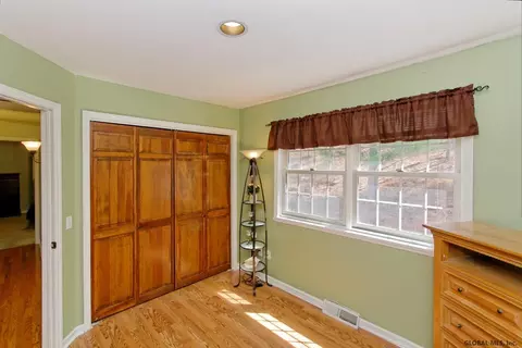 264 Schodack Dr, Schodack, NY 12033 photo 17