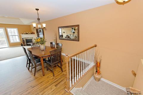 176 Paddock Cir, Schenectady, NY 12306 photo 4