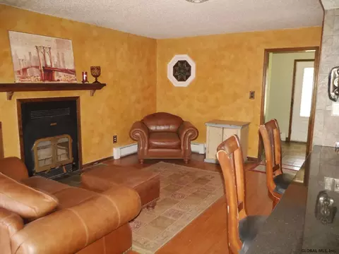 4 Carlyle Ct, Ballston Lake, NY 12019 photo 10