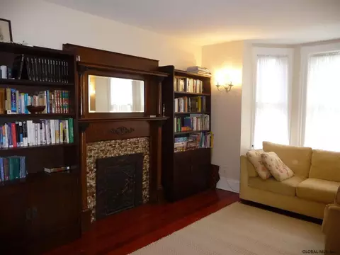 146 Front St, Schenectady, NY 12305 photo 10