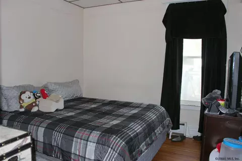 1032 Eastern Ave, Schenectady, NY 12308 photo 4