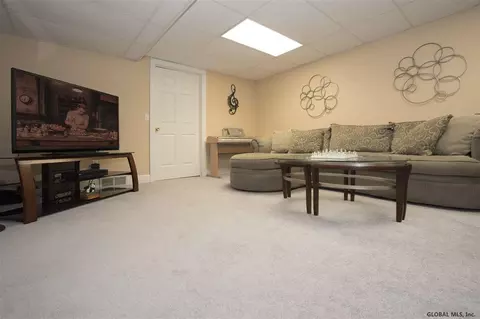 12 Little Dr, Malta, NY 12020 photo 23