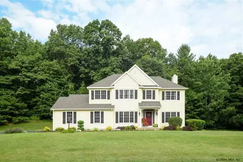 12 Little Dr, Malta, NY 12020 photo 2