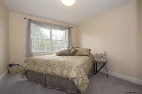 12 Little Dr, Malta, NY 12020 photo 22