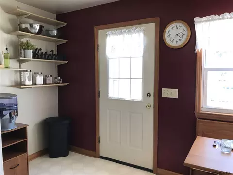 47 Willow Ave, Schenectady, NY 12304 photo 14