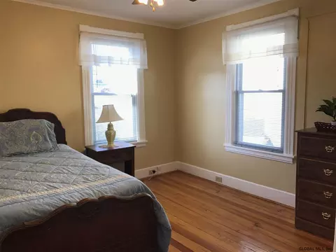 47 Willow Ave, Schenectady, NY 12304 photo 19