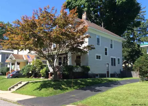 729 Decamp Ave, Schenectady, NY 12309 photo 23