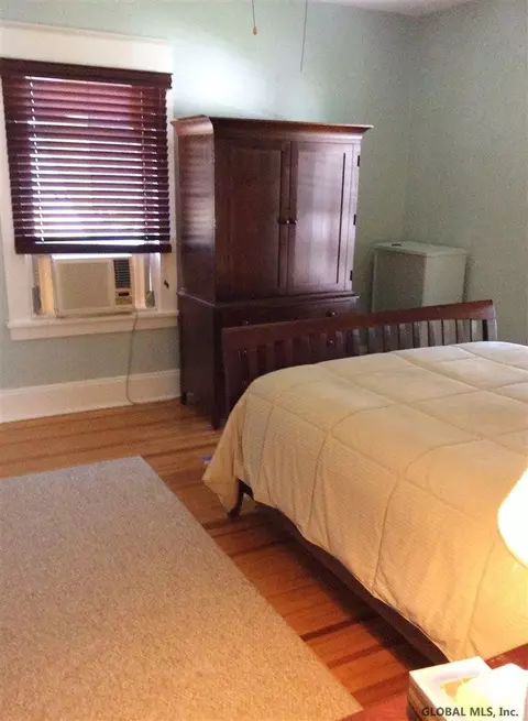 729 Decamp Ave, Schenectady, NY 12309 photo 12