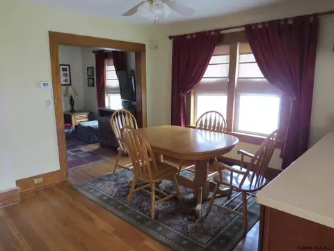 14 Gardner Ter, Delmar, NY 12054 photo 9