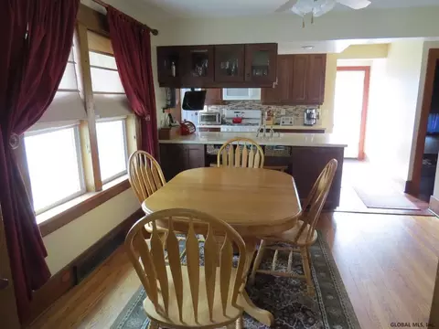 14 Gardner Ter, Delmar, NY 12054 photo 8