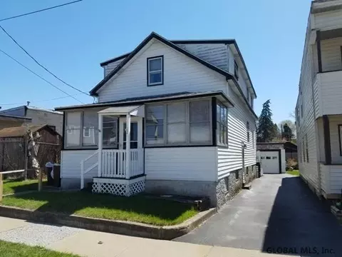 24 Chiswell St, Schenectady, NY 12304 photo 1