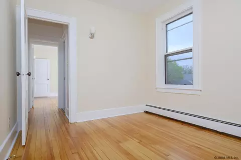 1083 Garner Ave, Schenectady, NY 12309 photo 6