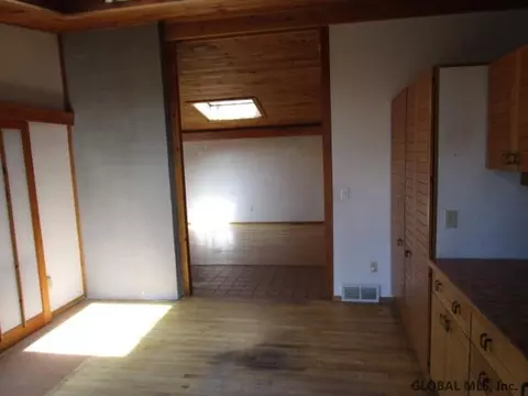 1509 Mcclellan St, Schenectady, NY 12309 photo 11