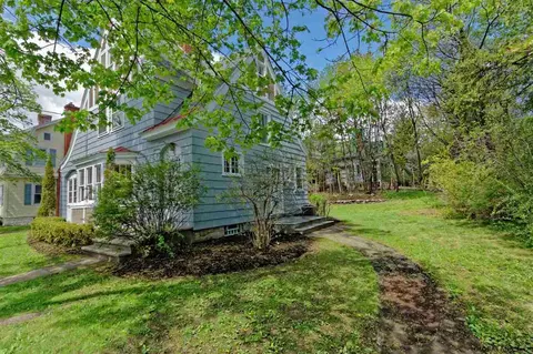 104 Clinton Cir, Cobleskill, NY 12043 photo 3