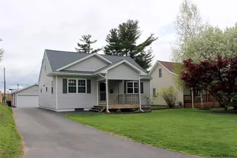 79 Linda Ln, Schenectady, NY 12304 photo 1