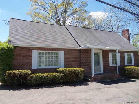 2192 River Rd, Schenectady, NY 12309 photo 1